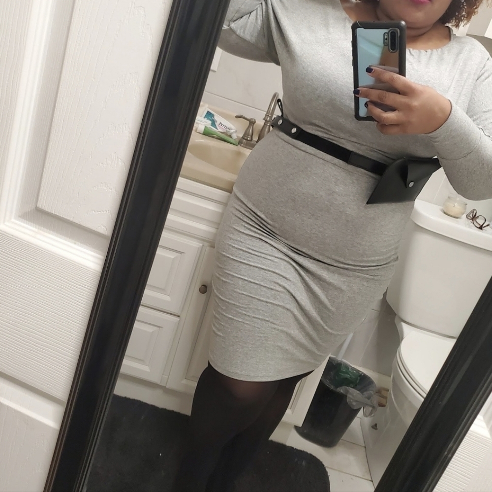 Rebdolls- body hugging dress